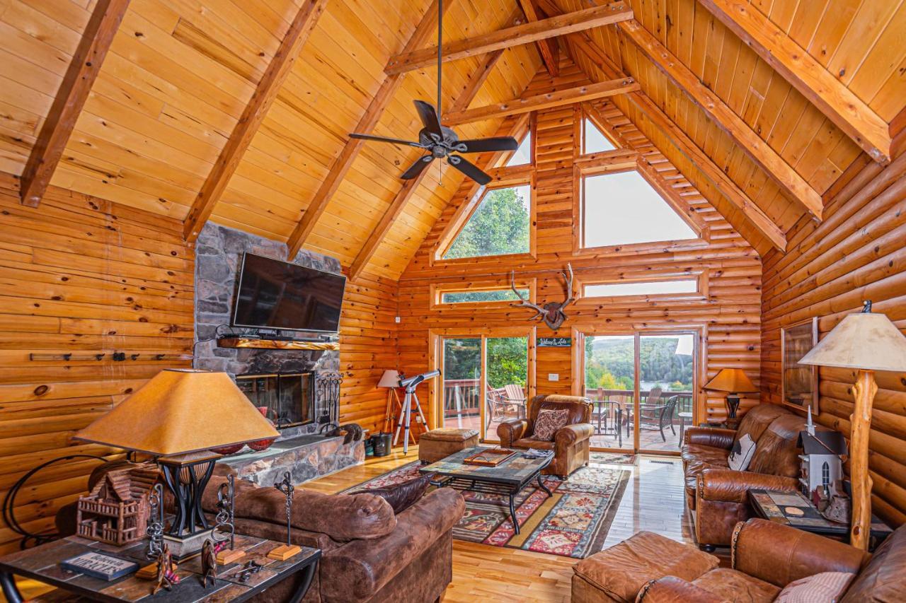 Villa Altitude Adjustment McHenry Exterior foto